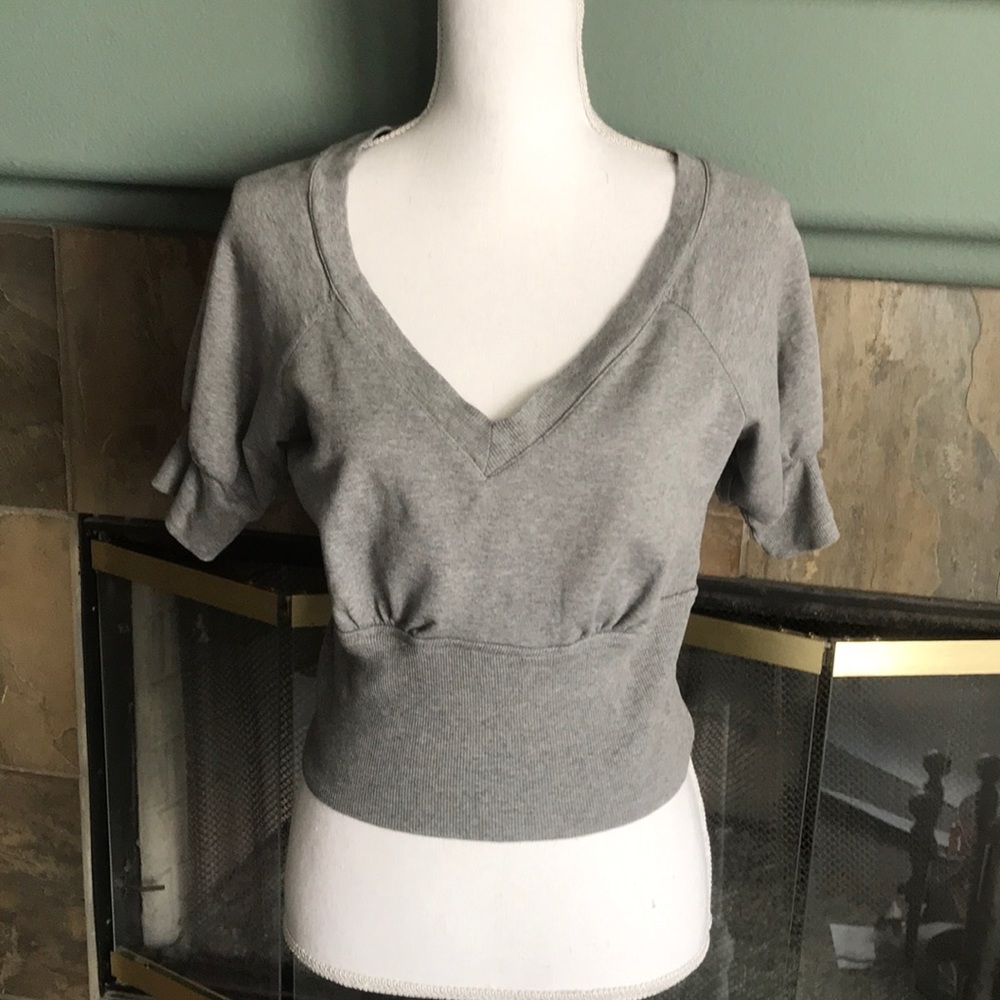 Never Worn Gap Cropped SS